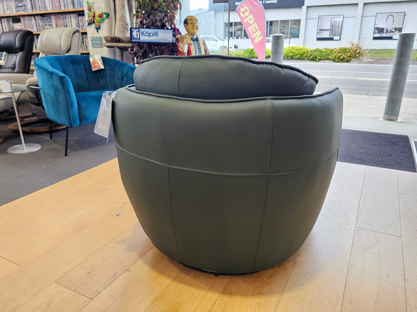 Soho Leather Swivel Chair