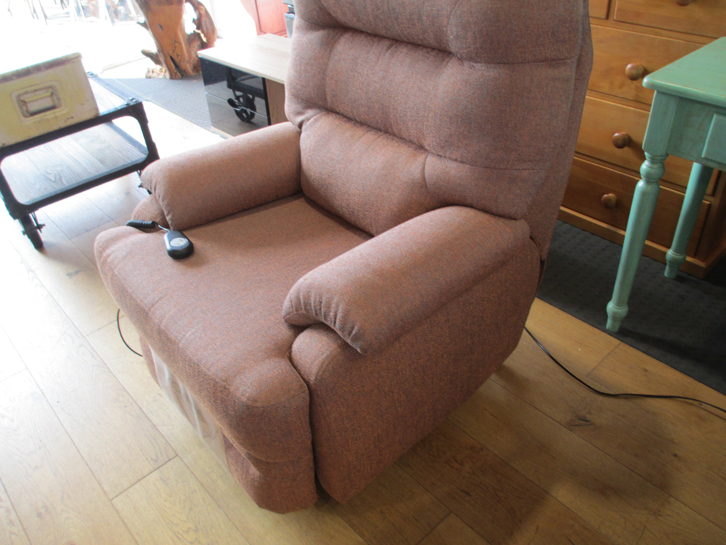 Kovacs Euro Ezi-Out Motorised Recliner