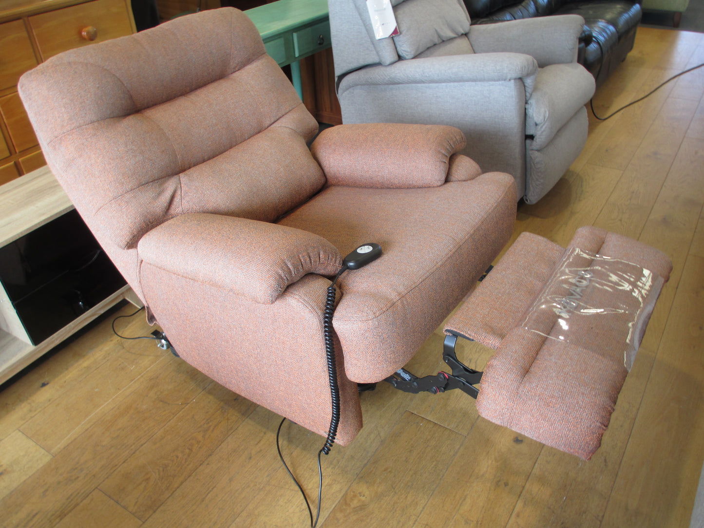 Kovacs Euro Ezi-Out Motorised Recliner