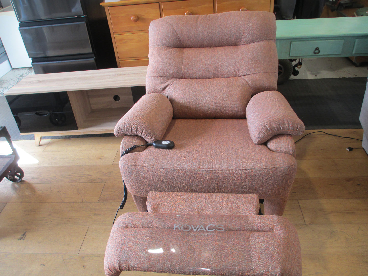 Kovacs Euro Ezi-Out Motorised Recliner