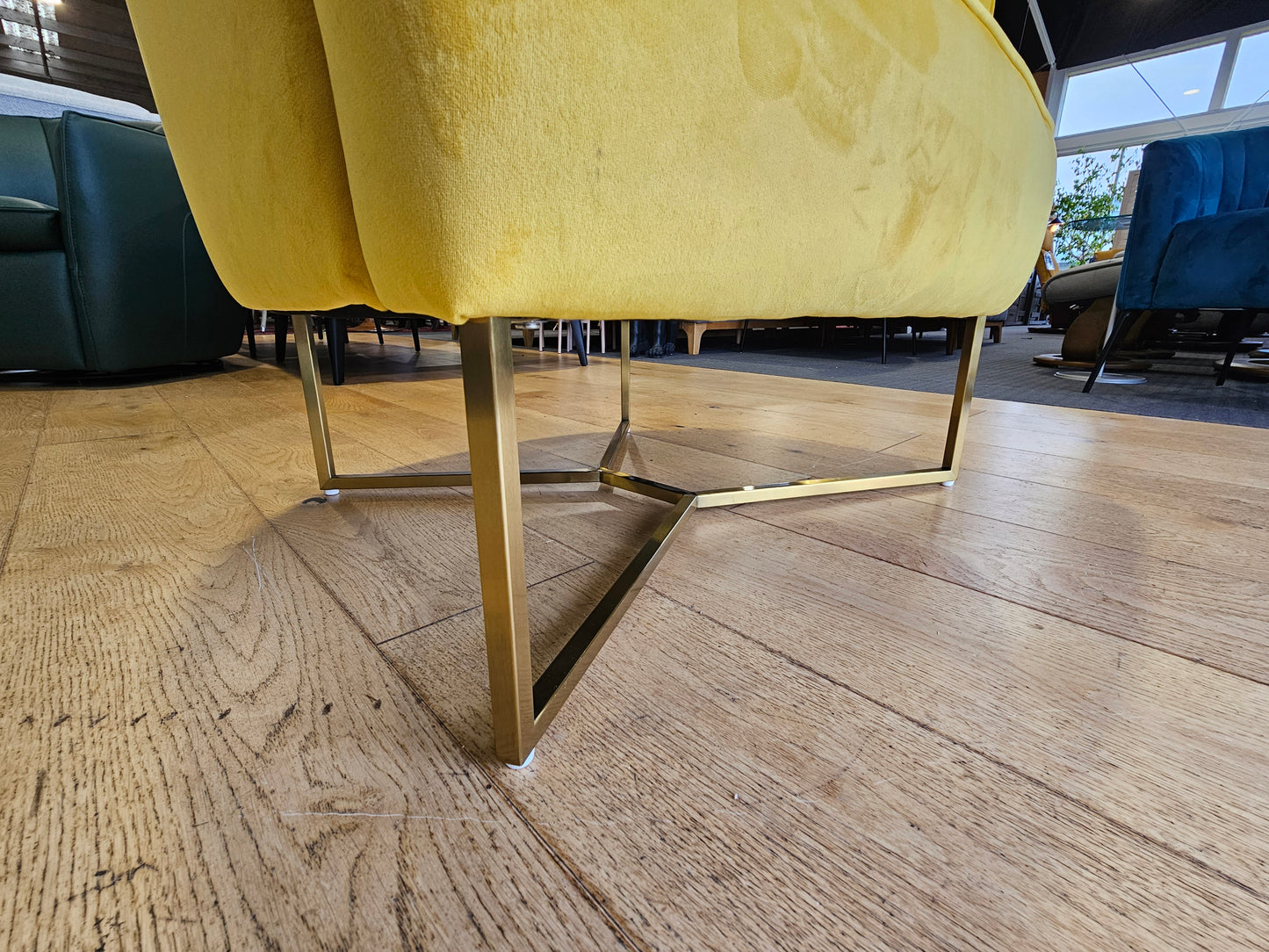 Bruno Armchair – Fabric