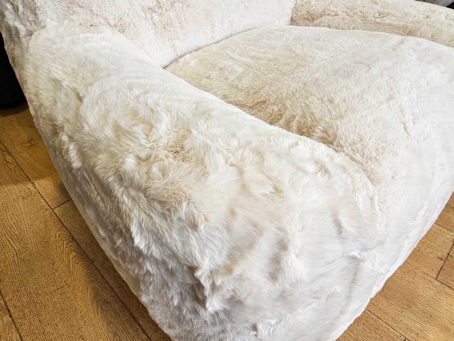 Dome Swivel Chair – Fabric