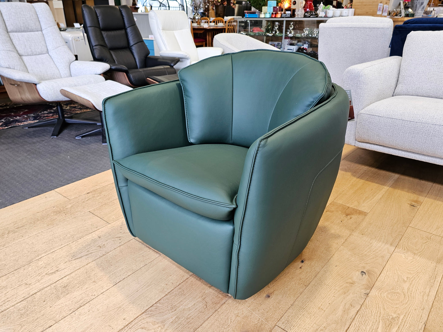 Soho Leather Swivel Chair