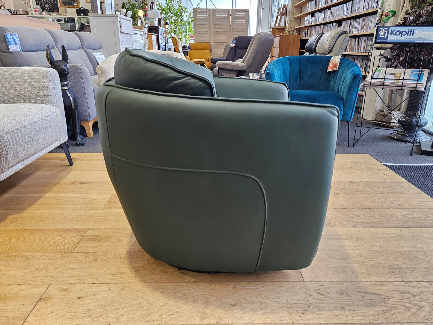 Soho Leather Swivel Chair