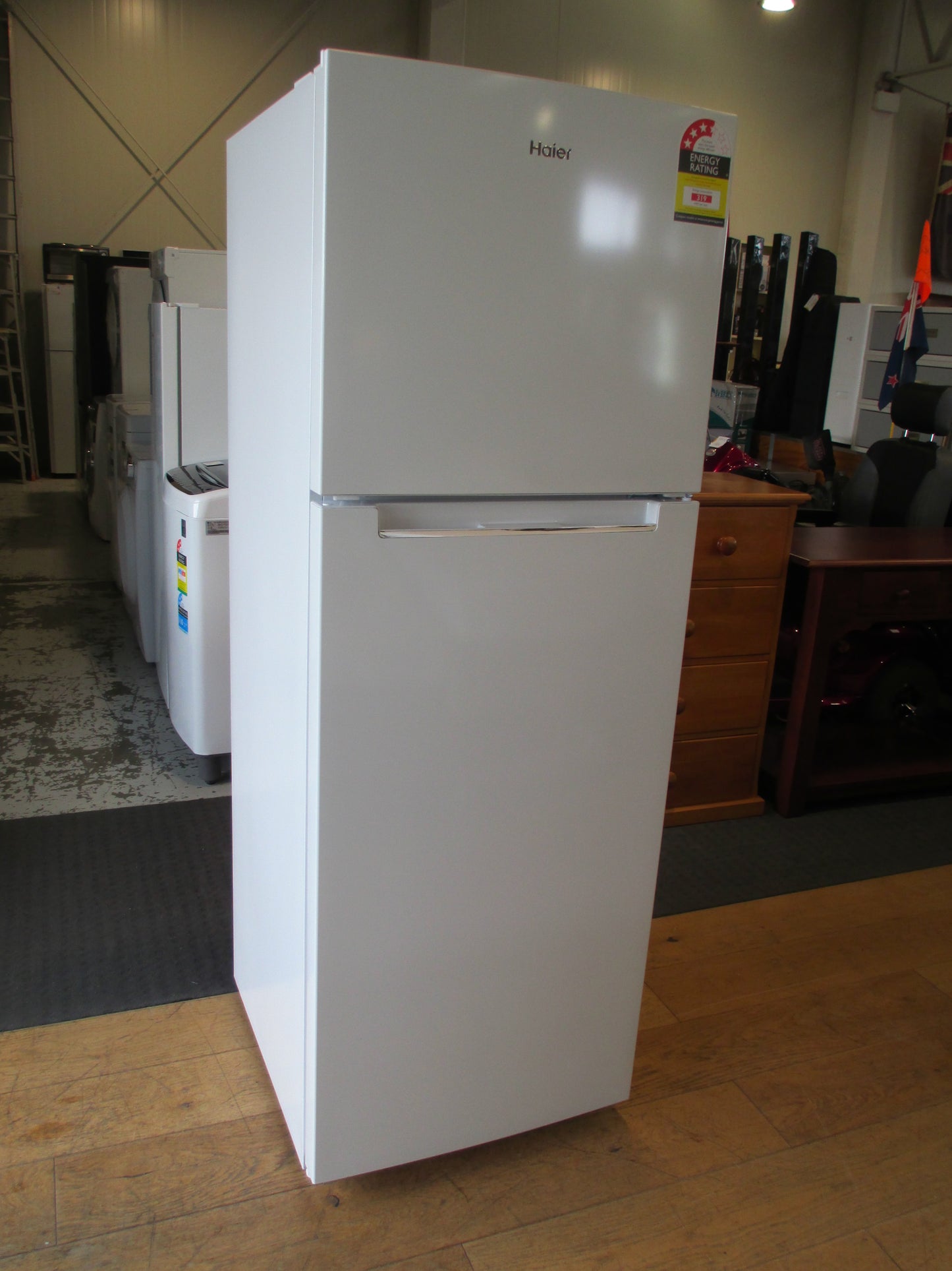 Haier 334L Top Mount Fridge Freezer - HRF360TW3