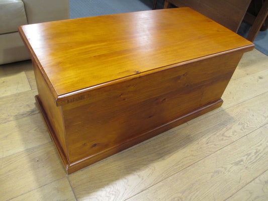 Pine Blanket Chest