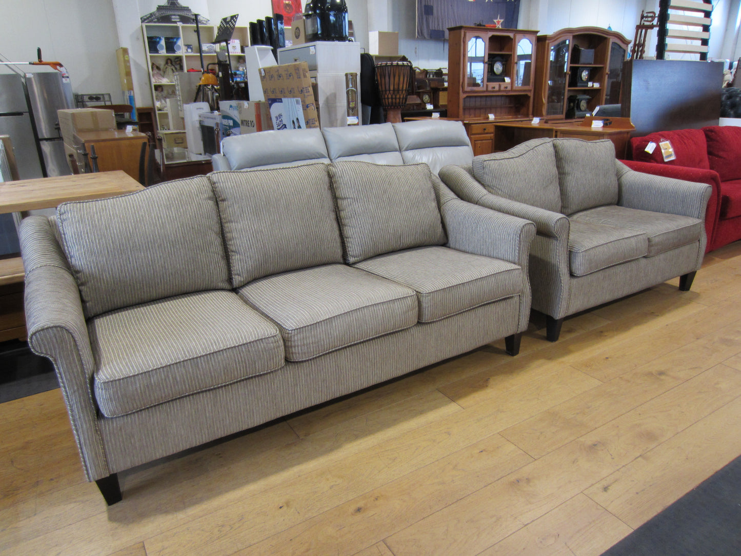 Greenslades 'Balmoral' 2 + 3 Seater Lounge Suite