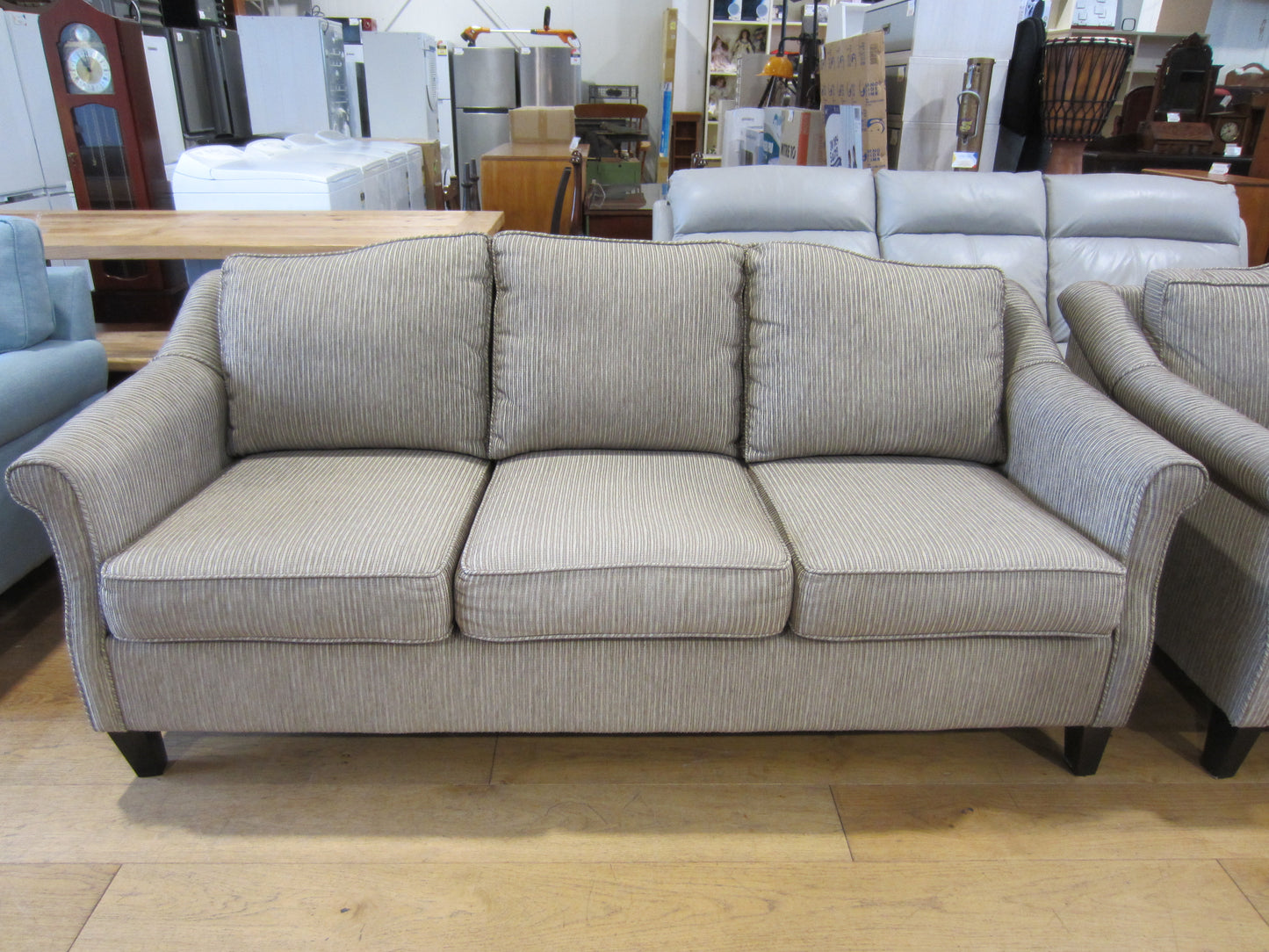 Greenslades 'Balmoral' 2 + 3 Seater Lounge Suite
